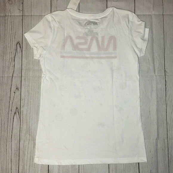 NWT Youth Girls NASA Red White Blue Short Sleeve Tshirt Stars Planets Rockets - Picture 3 of 3
